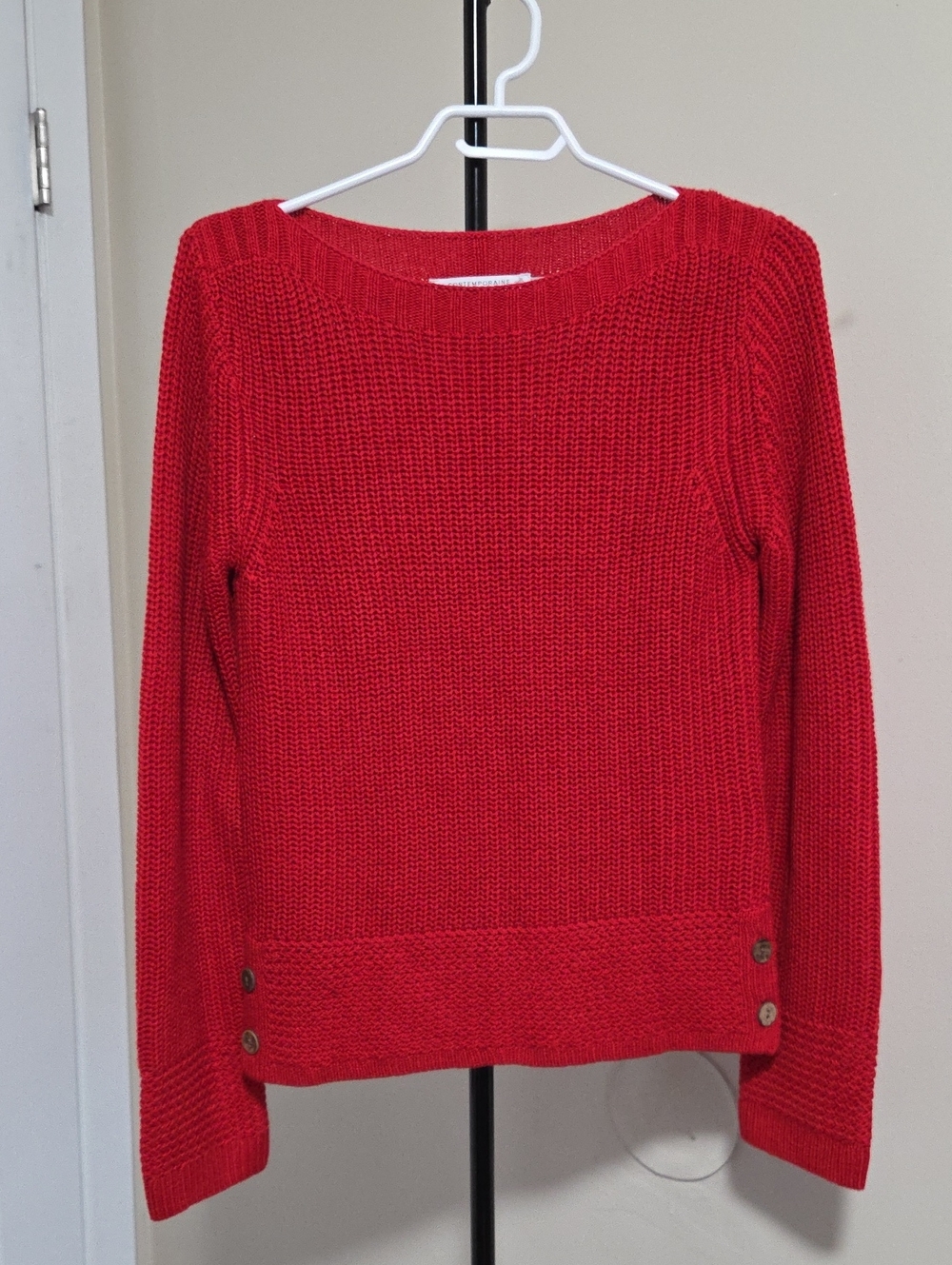 Simons Red Scoop Neck Knit Sweater with Hem Buttons